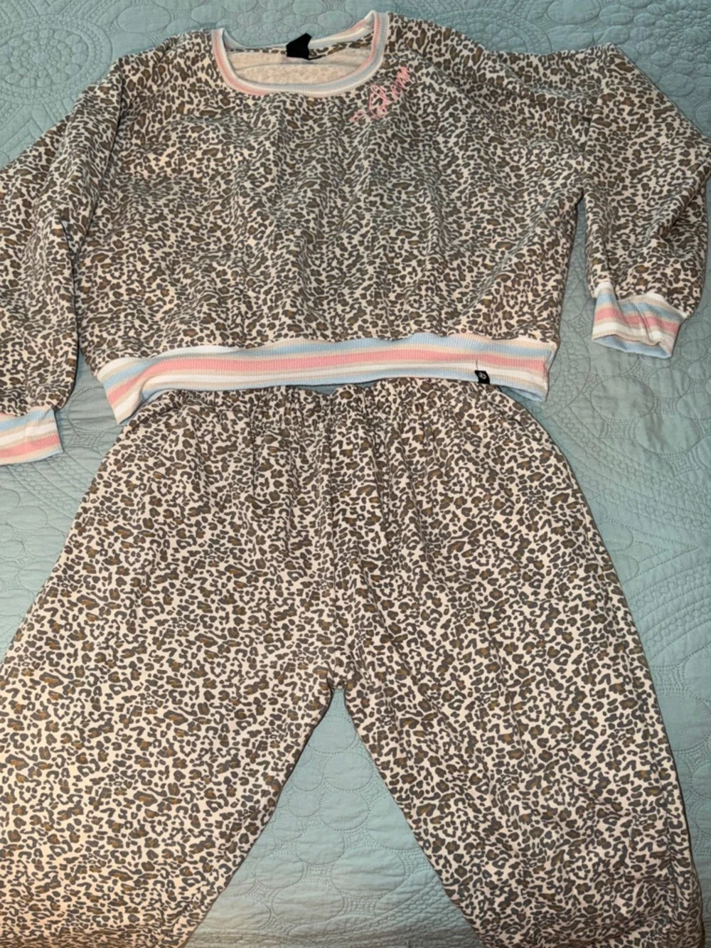 Volcom Girls Leopard Print Set with Pink & Light Blue Trim